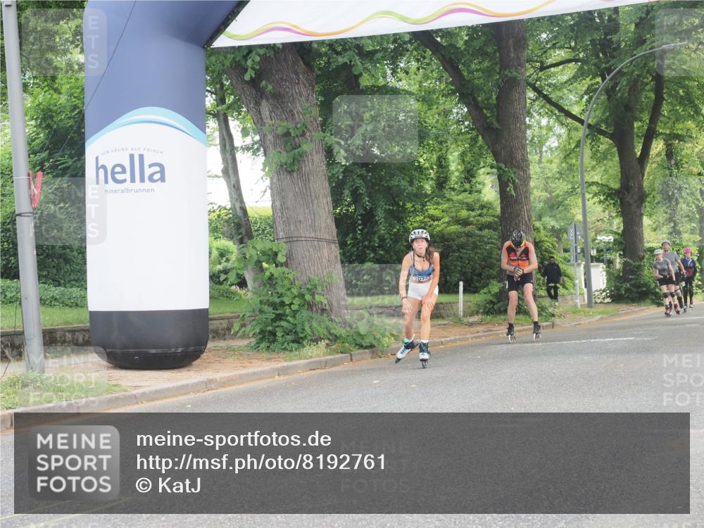 29.06.2025 - hella hamburg halbmarathon KatJ http://msf.ph/oto/8192761 29.06.2025 09:27:01 Zwischen KM18-KM19  meine-sportfotos.de