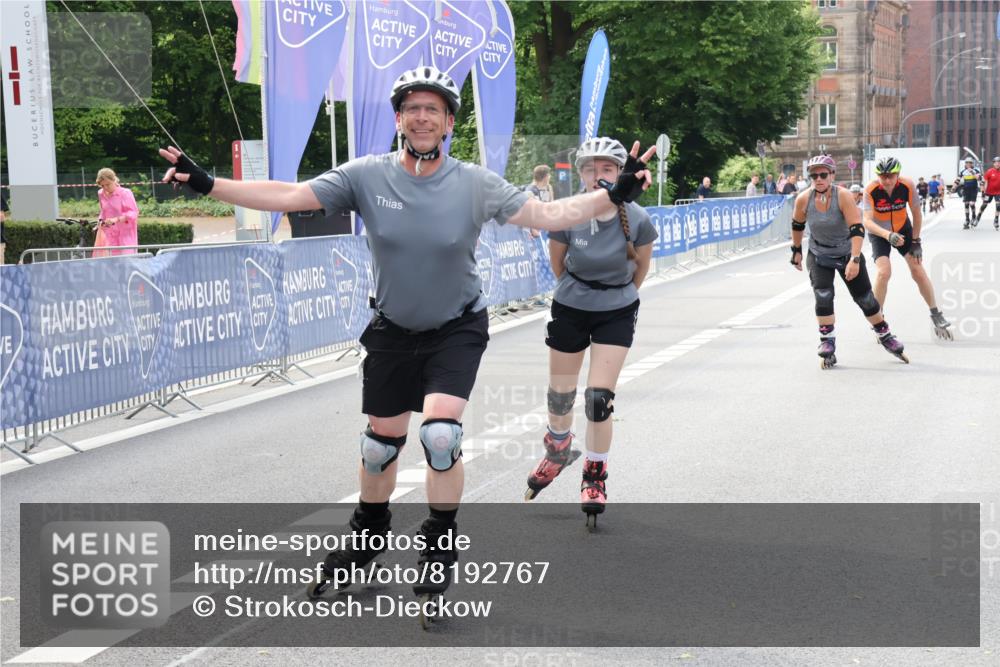 29.06.2025 - hella hamburg halbmarathon Strokosch-Dieckow http://msf.ph/oto/8192767 29.06.2025 09:34:38 Ziel 20050, 20351, 20431, 20435, 20475, 20546 meine-sportfotos.de