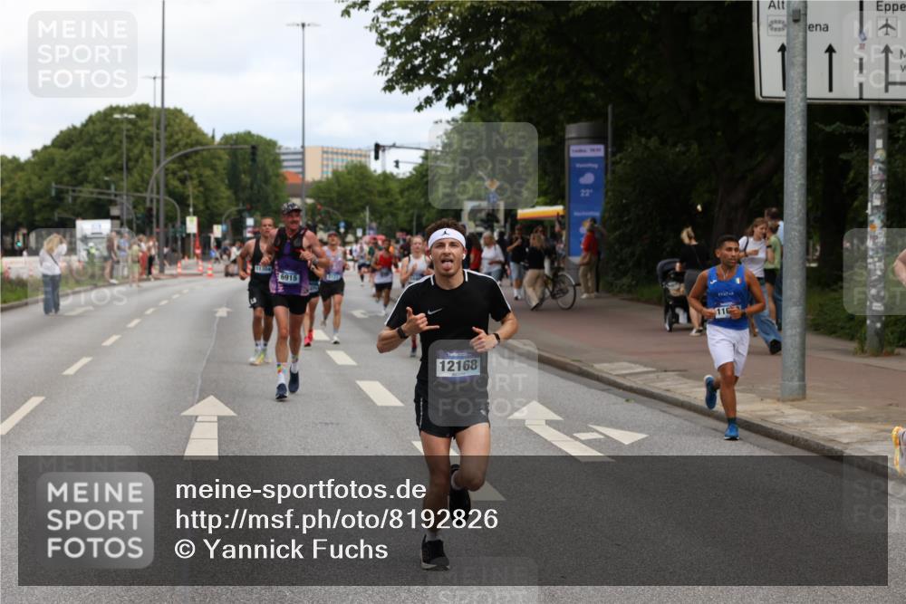 29.06.2025 - hella hamburg halbmarathon Yannick Fuchs http://msf.ph/oto/8192826 29.06.2025 10:31:17 20KM 1385, 1571, 2121, 3959, 5961, 6915, 7831, 8084, 8121, 9313, 10404, 10852, 11120, 11304, 11620, 12051, 12168, 12916, 13991, 14075, 14622, 15621, 16158, 17078, 17192, 18038, 18156, 18733 meine-sportfotos.de
