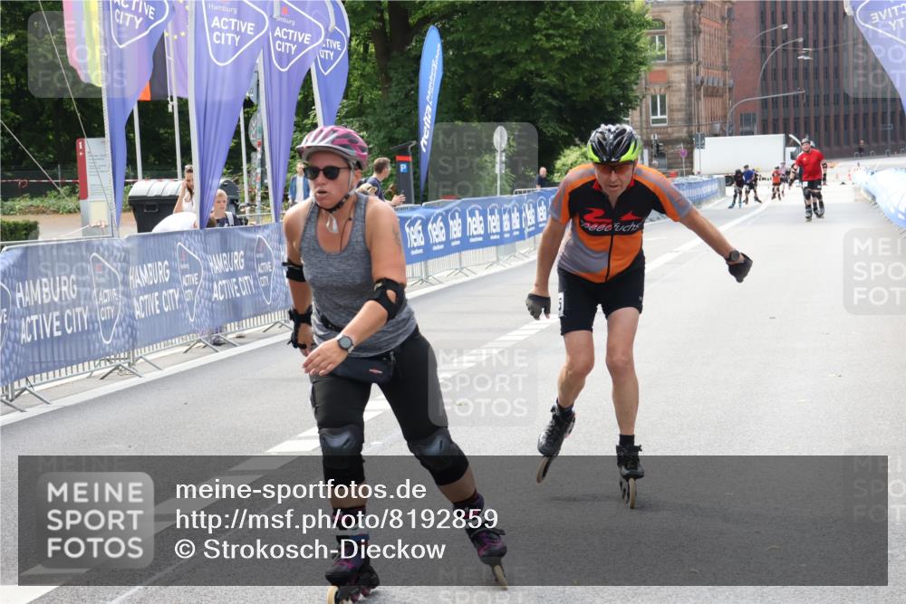 29.06.2025 - hella hamburg halbmarathon Strokosch-Dieckow http://msf.ph/oto/8192859 29.06.2025 09:34:40 Ziel 20050, 20351, 20431, 20435, 20475 meine-sportfotos.de