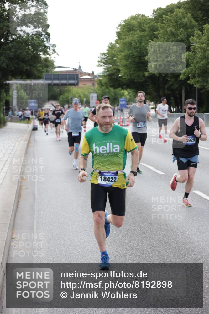 29.06.2025 - hella hamburg halbmarathon Jannik Wohlers http://msf.ph/oto/8192898 29.06.2025 09:46:00 Lombardsbrücke 1344, 1889, 3843, 3955, 4477, 5042, 7534, 7845, 7901, 8784, 8864, 8956, 10298, 10865, 10929, 11230, 11282, 11833, 12987, 13252, 13617, 13961, 14276, 15391, 15689, 16065, 16140, 16243, 16580, 16931, 17213, 17826, 18235, 18422, 18562, 18563 meine-sportfotos.de