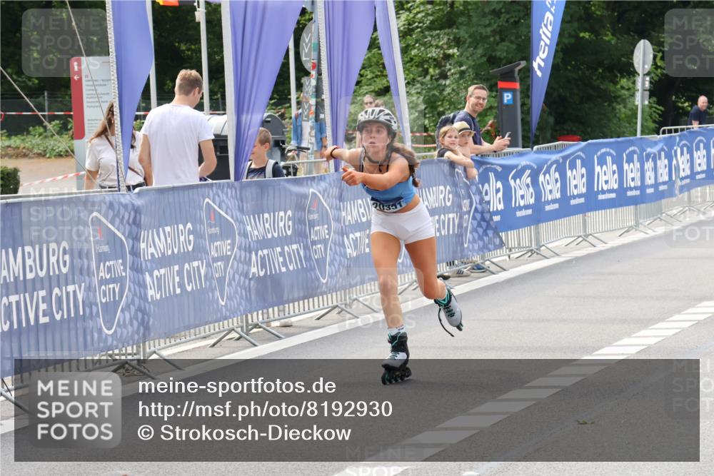 29.06.2025 - hella hamburg halbmarathon Strokosch-Dieckow http://msf.ph/oto/8192930 29.06.2025 09:34:43 Ziel 20050, 20289, 20351, 20475 meine-sportfotos.de