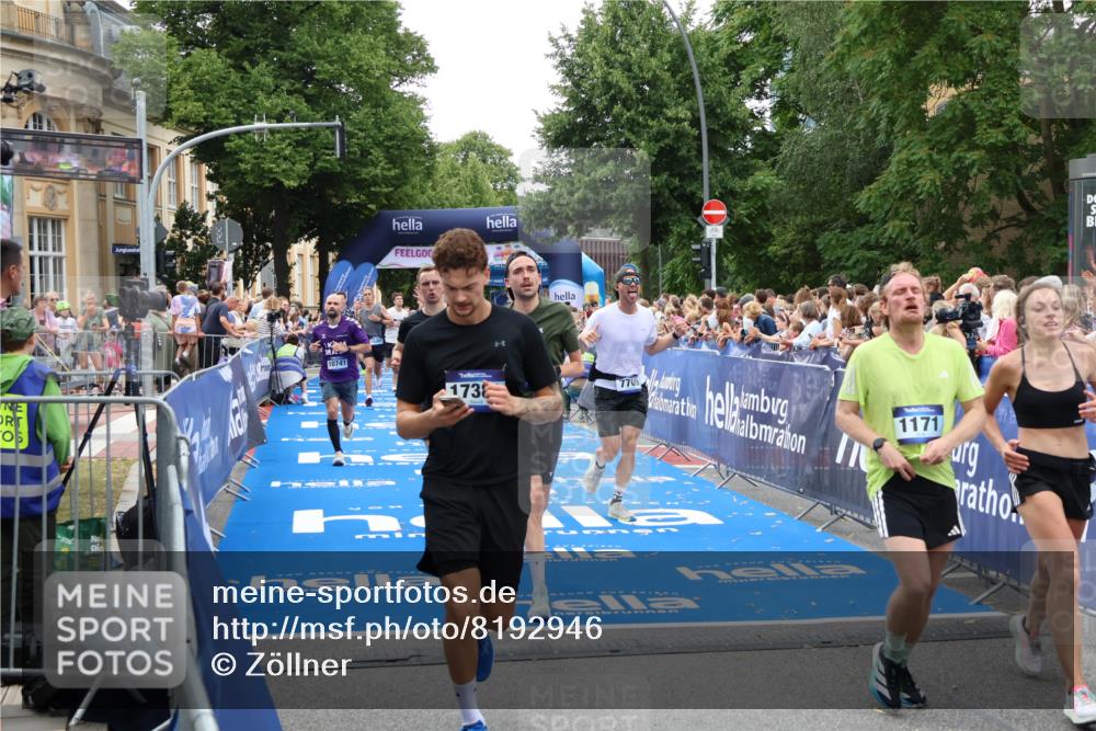 29.06.2025 - hella hamburg halbmarathon Zöllner http://msf.ph/oto/8192946 29.06.2025 10:45:09 Ziel 1171, 2270, 3917, 4997, 6266, 6575, 6819, 7709, 7843, 9302, 9710, 10313, 10741, 11688, 13919, 15334, 15365, 16685, 16689, 17381, 17960 meine-sportfotos.de
