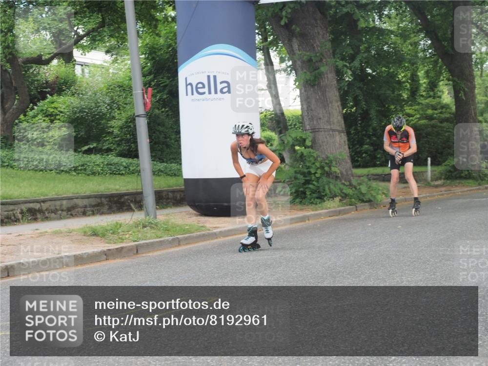 29.06.2025 - hella hamburg halbmarathon KatJ http://msf.ph/oto/8192961 29.06.2025 09:27:02 Zwischen KM18-KM19  meine-sportfotos.de