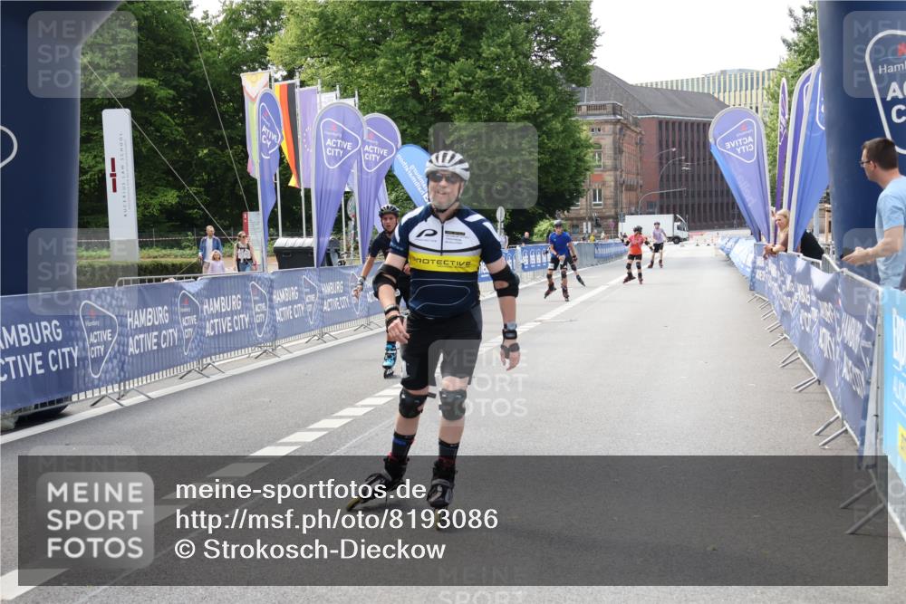 29.06.2025 - hella hamburg halbmarathon Strokosch-Dieckow http://msf.ph/oto/8193086 29.06.2025 09:34:55 Ziel 20095, 20099, 20102, 20254, 20255, 20289, 20324 meine-sportfotos.de