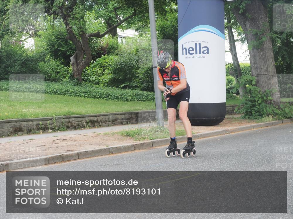 29.06.2025 - hella hamburg halbmarathon KatJ http://msf.ph/oto/8193101 29.06.2025 09:27:03 Zwischen KM18-KM19  meine-sportfotos.de