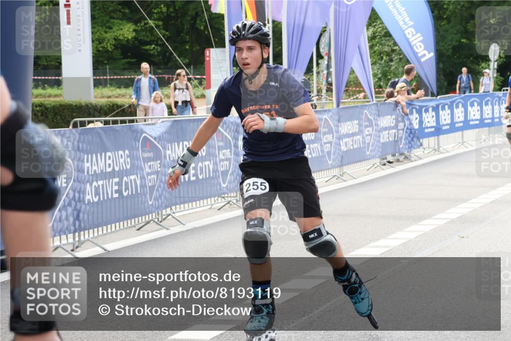 29.06.2025 - hella hamburg halbmarathon Strokosch-Dieckow http://msf.ph/oto/8193119 29.06.2025 09:34:56 Ziel 20095, 20099, 20102, 20254, 20255, 20289, 20324 meine-sportfotos.de