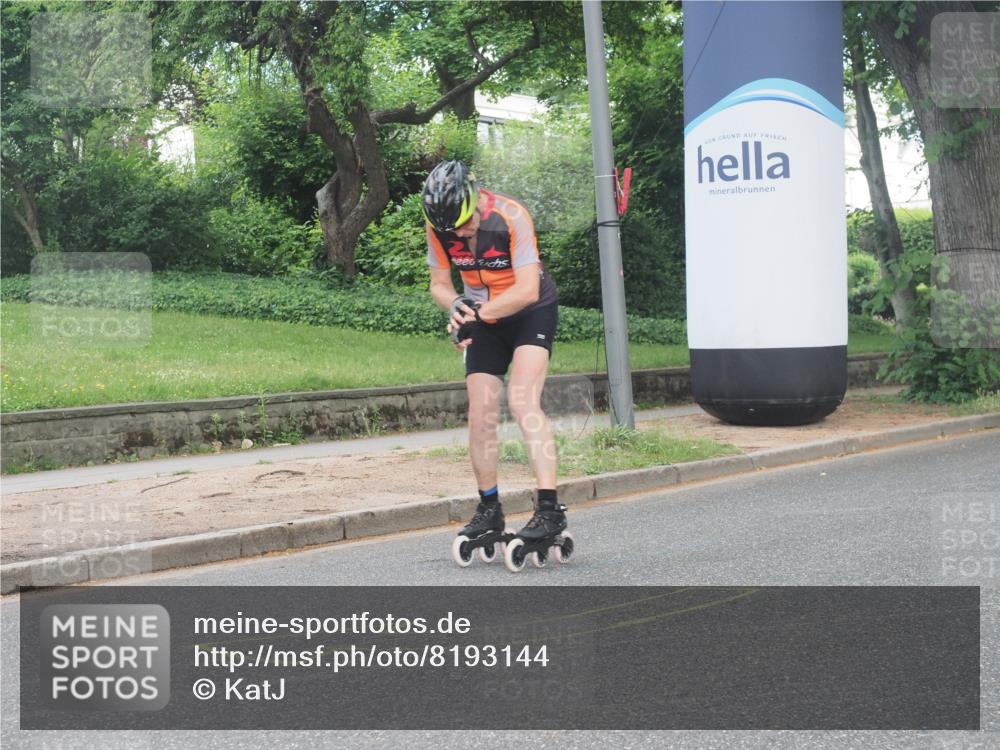 29.06.2025 - hella hamburg halbmarathon KatJ http://msf.ph/oto/8193144 29.06.2025 09:27:04 Zwischen KM18-KM19  meine-sportfotos.de