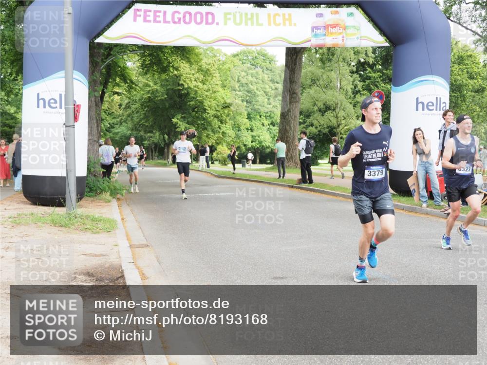 29.06.2025 - hella hamburg halbmarathon MichiJ http://msf.ph/oto/8193168 29.06.2025 10:20:02 Zwischen KM18-KM19 3379, 8323, 12049, 12691 meine-sportfotos.de
