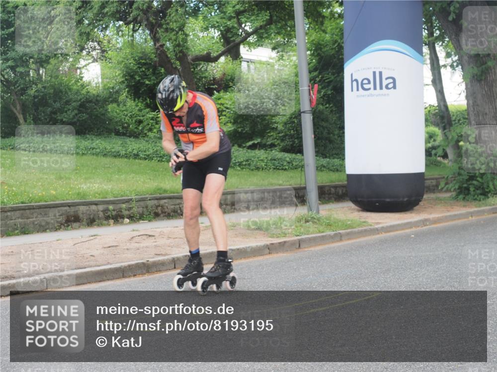 29.06.2025 - hella hamburg halbmarathon KatJ http://msf.ph/oto/8193195 29.06.2025 09:27:04 Zwischen KM18-KM19  meine-sportfotos.de