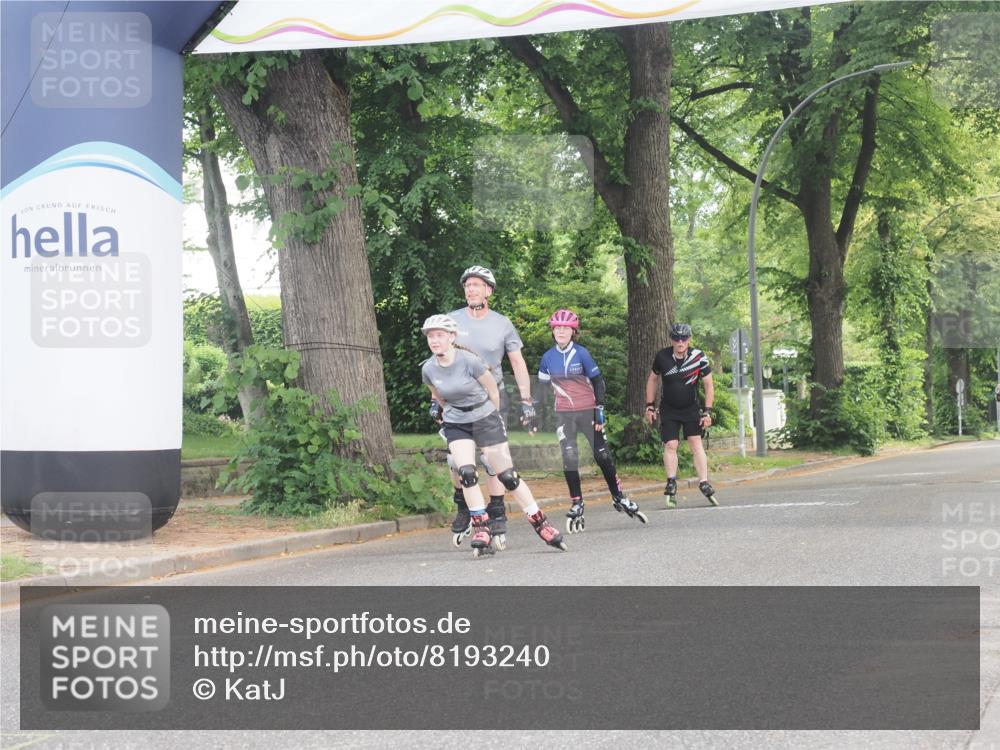 29.06.2025 - hella hamburg halbmarathon KatJ http://msf.ph/oto/8193240 29.06.2025 09:27:05 Zwischen KM18-KM19  meine-sportfotos.de