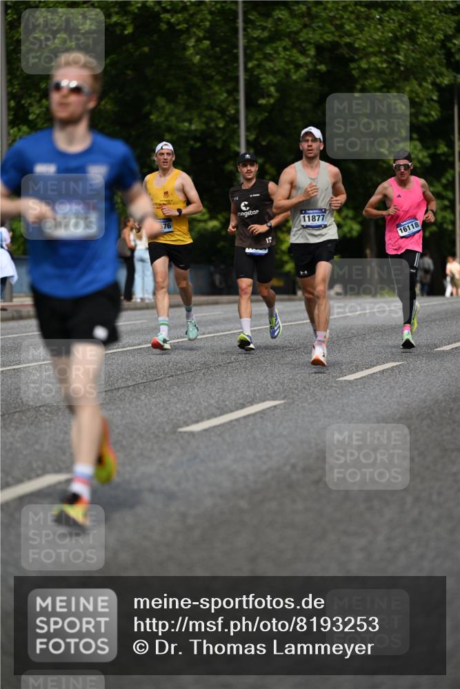 29.06.2025 - hella hamburg halbmarathon Dr. Thomas Lammeyer http://msf.ph/oto/8193253 29.06.2025 09:47:45 Kennedybrücke 1065, 2021, 2879, 3075, 3845, 3968, 4678, 7349, 8731, 8975, 9047, 10106, 10790 meine-sportfotos.de