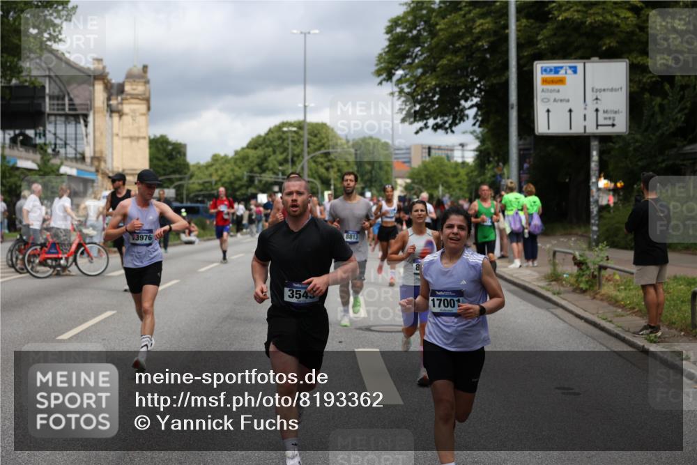 29.06.2025 - hella hamburg halbmarathon Yannick Fuchs http://msf.ph/oto/8193362 29.06.2025 10:44:07 20KM 1216, 1321, 2020, 2234, 2788, 3296, 3414, 3543, 3562, 3852, 3947, 4247, 4933, 5447, 5894, 5978, 6115, 6125, 6282, 7100, 7657, 8153, 8454, 8576, 8689, 8813, 8899, 8921, 9031, 9303, 9491, 9551, 9597, 9723, 10189, 10480, 11339, 11975, 12203, 12235, 12733, 13159, 13225, 13282, 13463, 13758, 13976, 14562, 14794, 14838, 15519, 15620, 15966, 16000, 16403, 16732, 16738, 16843, 16877, 16887, 17001, 17282, 17319, 17908, 18228, 18229, 18350, 18451, 18499, 18884, 18960 meine-sportfotos.de