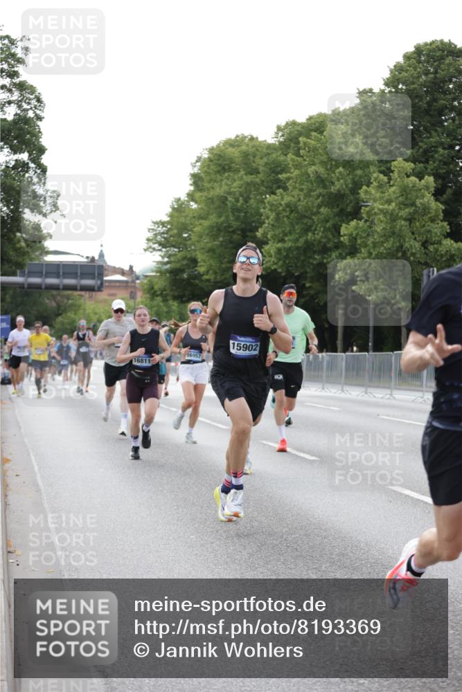 29.06.2025 - hella hamburg halbmarathon Jannik Wohlers http://msf.ph/oto/8193369 29.06.2025 09:46:07 Lombardsbrücke 1344, 1889, 3955, 4477, 4944, 5048, 7534, 7901, 8784, 8864, 10298, 10865, 10929, 11230, 11304, 11661, 12987, 13252, 13617, 13961, 14276, 14450, 15902, 16065, 16140, 16243, 16811, 16931, 16957, 17826, 18277, 18422 meine-sportfotos.de