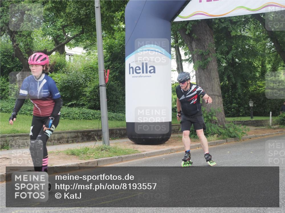 29.06.2025 - hella hamburg halbmarathon KatJ http://msf.ph/oto/8193557 29.06.2025 09:27:07 Zwischen KM18-KM19  meine-sportfotos.de