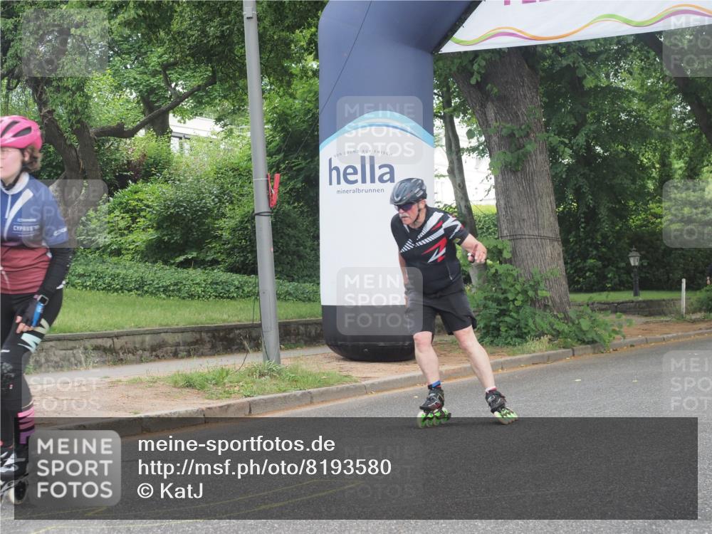 29.06.2025 - hella hamburg halbmarathon KatJ http://msf.ph/oto/8193580 29.06.2025 09:27:07 Zwischen KM18-KM19  meine-sportfotos.de