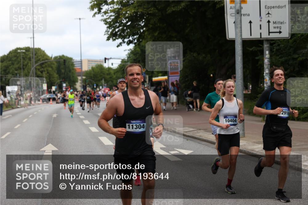 29.06.2025 - hella hamburg halbmarathon Yannick Fuchs http://msf.ph/oto/8193644 29.06.2025 10:31:22 20KM 1385, 1571, 2121, 3959, 5092, 5315, 5961, 6529, 6915, 7831, 8084, 8121, 9313, 10404, 10680, 10852, 11120, 11304, 11620, 11833, 12051, 12168, 12916, 13991, 14075, 16158, 17024, 17078, 17192, 17306, 17723, 18038, 18062, 18733 meine-sportfotos.de
