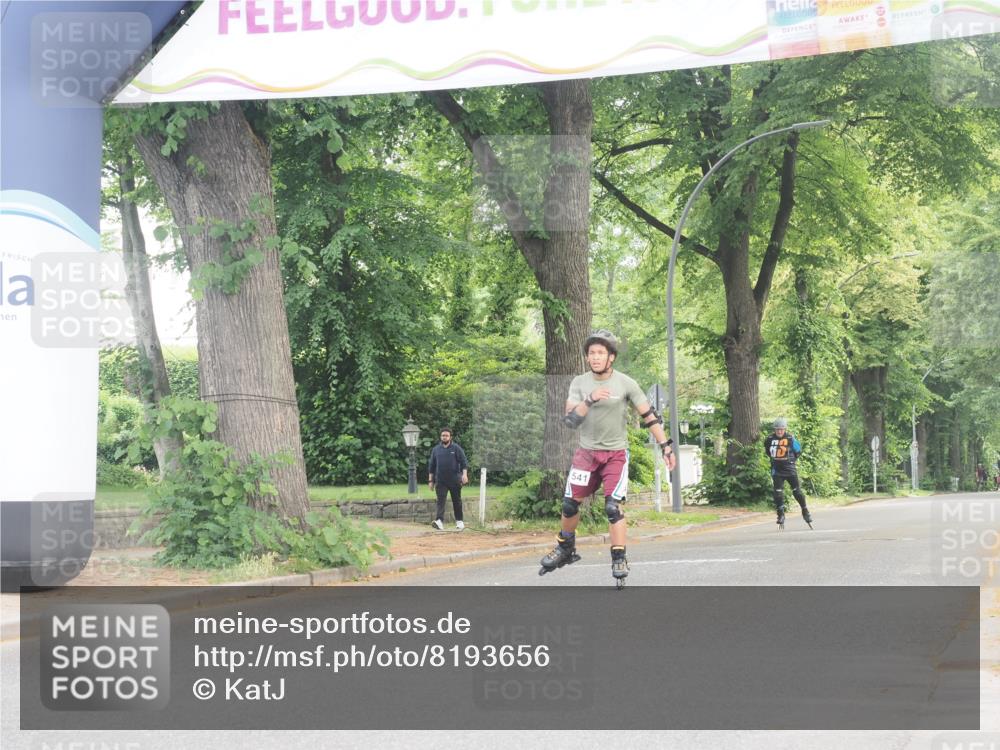 29.06.2025 - hella hamburg halbmarathon KatJ http://msf.ph/oto/8193656 29.06.2025 09:27:12 Zwischen KM18-KM19  meine-sportfotos.de