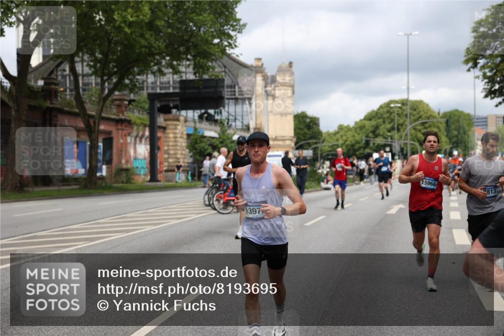 29.06.2025 - hella hamburg halbmarathon Yannick Fuchs http://msf.ph/oto/8193695 29.06.2025 10:44:08 20KM 1216, 1321, 2020, 2234, 2788, 3296, 3414, 3543, 3562, 3852, 3947, 4247, 4933, 5447, 5894, 5978, 6125, 6282, 7100, 7657, 8153, 8454, 8576, 8689, 8813, 8899, 8921, 9031, 9303, 9491, 9551, 9597, 9723, 10189, 10480, 11339, 11975, 12203, 12235, 12733, 13159, 13225, 13282, 13463, 13758, 13976, 14562, 14794, 14838, 15519, 15620, 15966, 16000, 16242, 16403, 16732, 16738, 16843, 16877, 16887, 17001, 17282, 17319, 18228, 18229, 18350, 18451, 18499, 18884, 18960 meine-sportfotos.de