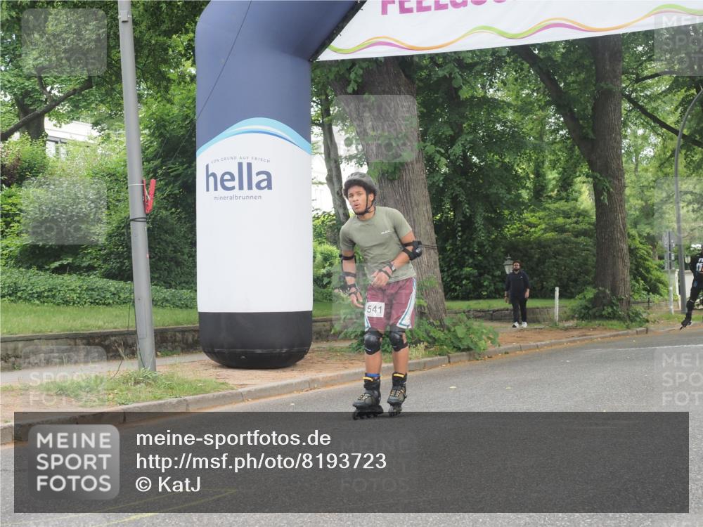 29.06.2025 - hella hamburg halbmarathon KatJ http://msf.ph/oto/8193723 29.06.2025 09:27:13 Zwischen KM18-KM19  meine-sportfotos.de
