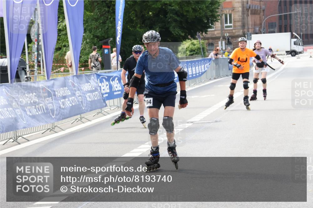 29.06.2025 - hella hamburg halbmarathon Strokosch-Dieckow http://msf.ph/oto/8193740 29.06.2025 09:36:20 Ziel 20120, 20279, 20393, 20394 meine-sportfotos.de