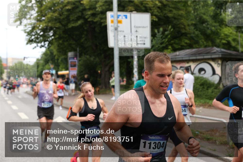 29.06.2025 - hella hamburg halbmarathon Yannick Fuchs http://msf.ph/oto/8193751 29.06.2025 10:31:23 20KM 1385, 1411, 1571, 2121, 3959, 5092, 5315, 5961, 6529, 6915, 7831, 8084, 8121, 9313, 10404, 10680, 11120, 11304, 11620, 11833, 12051, 12168, 12916, 13972, 13991, 14075, 16158, 17024, 17078, 17192, 17306, 17723, 18038, 18062, 18733 meine-sportfotos.de