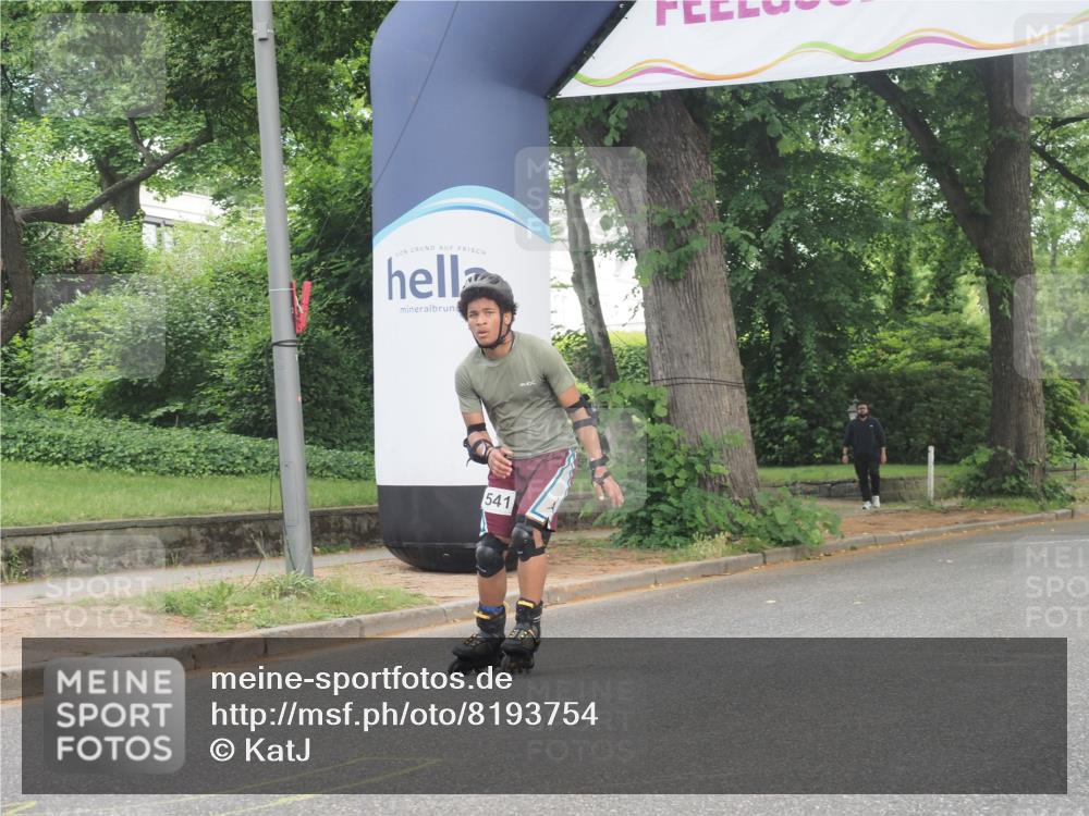 29.06.2025 - hella hamburg halbmarathon KatJ http://msf.ph/oto/8193754 29.06.2025 09:27:14 Zwischen KM18-KM19  meine-sportfotos.de