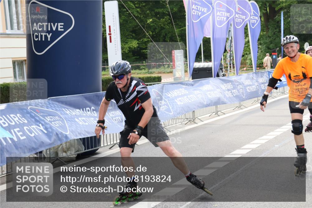 29.06.2025 - hella hamburg halbmarathon Strokosch-Dieckow http://msf.ph/oto/8193824 29.06.2025 09:36:25 Ziel 20120, 20279, 20393, 20394 meine-sportfotos.de