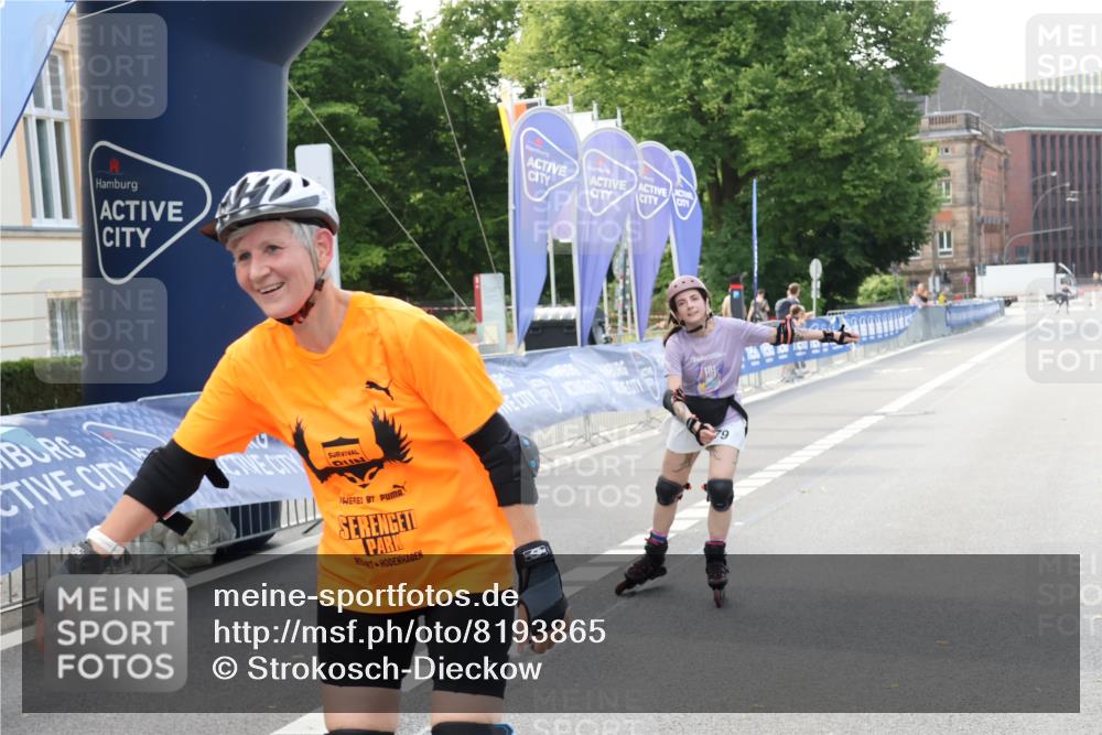 29.06.2025 - hella hamburg halbmarathon Strokosch-Dieckow http://msf.ph/oto/8193865 29.06.2025 09:36:26 Ziel 20120, 20279, 20393 meine-sportfotos.de