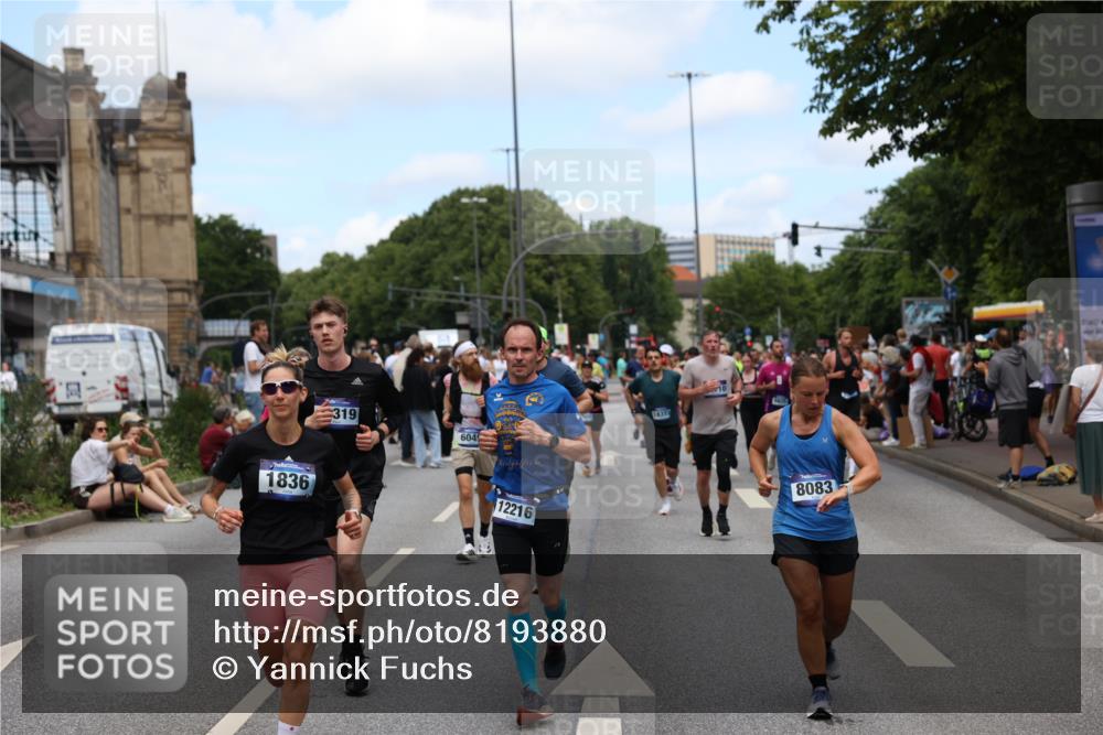29.06.2025 - hella hamburg halbmarathon Yannick Fuchs http://msf.ph/oto/8193880 29.06.2025 11:22:06 20KM 1640, 1836, 2526, 2831, 2832, 2919, 3131, 3424, 3560, 3681, 3728, 3731, 3778, 3822, 4164, 4289, 4807, 4924, 5546, 5793, 6048, 6049, 6307, 6620, 6625, 6724, 6820, 8083, 8124, 8303, 8738, 8806, 9078, 9108, 9598, 9603, 10198, 10435, 10907, 11859, 12216, 12319, 12460, 12461, 12710, 13316, 13418, 13724, 14118, 14304, 14347, 15878, 16010, 16251, 16447, 16769, 17199, 17495, 17513, 18371, 18742 meine-sportfotos.de