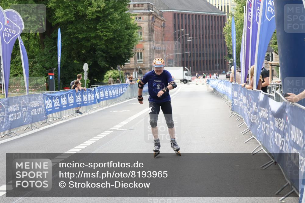 29.06.2025 - hella hamburg halbmarathon Strokosch-Dieckow http://msf.ph/oto/8193965 29.06.2025 09:36:53 Ziel 20094 meine-sportfotos.de