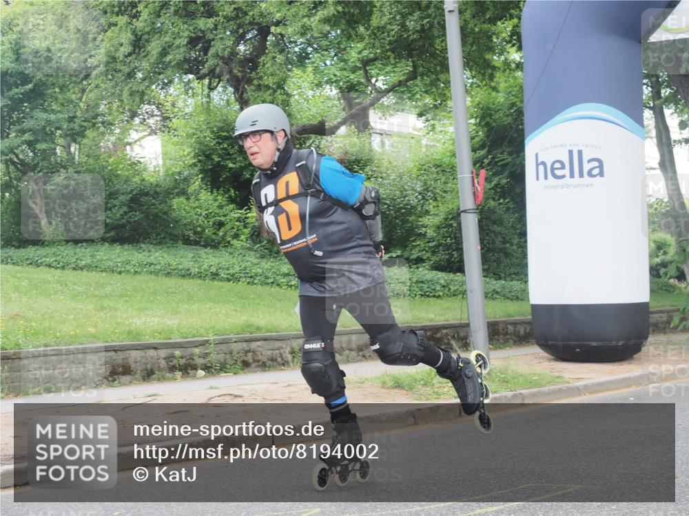 29.06.2025 - hella hamburg halbmarathon KatJ http://msf.ph/oto/8194002 29.06.2025 09:27:18 Zwischen KM18-KM19  meine-sportfotos.de