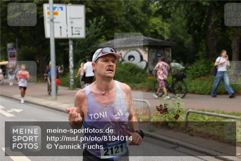 29.06.2025 - hella hamburg halbmarathon Yannick Fuchs http://msf.ph/oto/8194014 29.06.2025 10:31:24 20KM 1385, 1411, 1571, 2121, 3959, 5092, 5315, 5961, 6529, 6915, 7831, 8084, 8121, 9296, 9313, 10404, 10680, 11120, 11304, 11620, 11833, 12168, 12916, 13972, 14075, 16158, 17024, 17078, 17192, 17306, 17723, 18038, 18062, 18733, 18824 meine-sportfotos.de