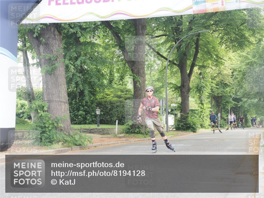 29.06.2025 - hella hamburg halbmarathon KatJ http://msf.ph/oto/8194128 29.06.2025 09:27:36 Zwischen KM18-KM19  meine-sportfotos.de