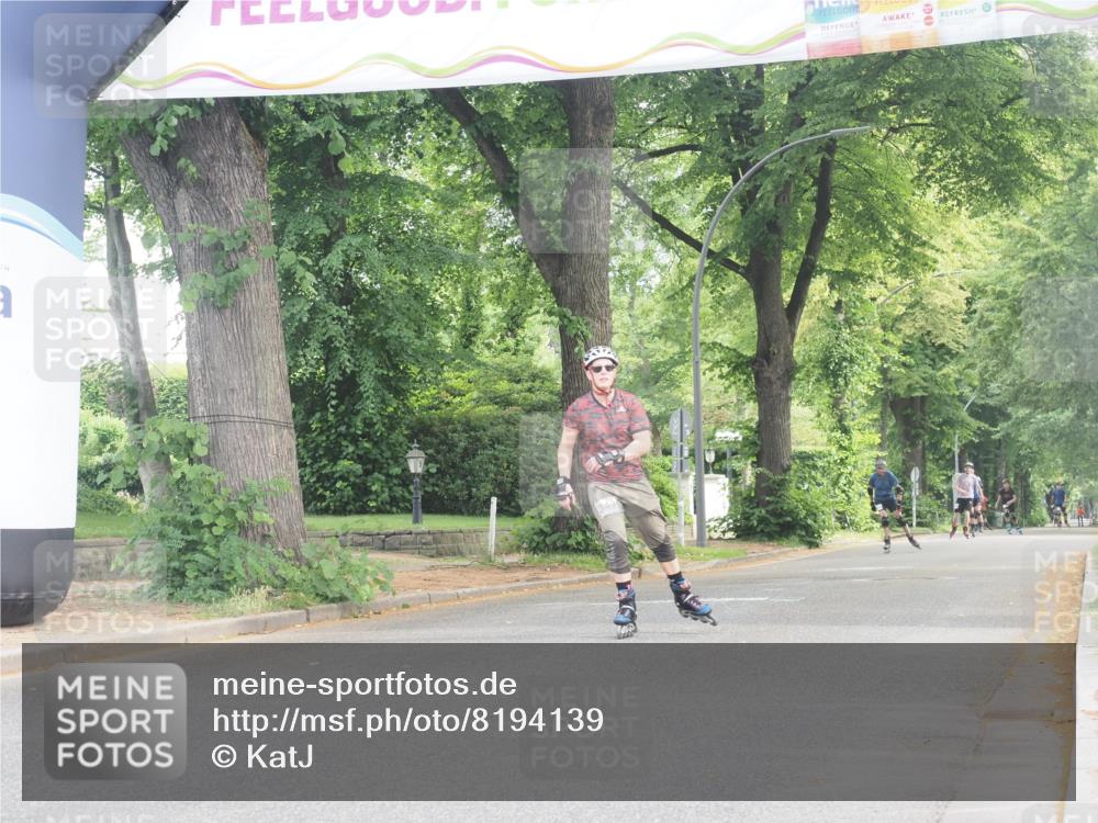 29.06.2025 - hella hamburg halbmarathon KatJ http://msf.ph/oto/8194139 29.06.2025 09:27:36 Zwischen KM18-KM19  meine-sportfotos.de