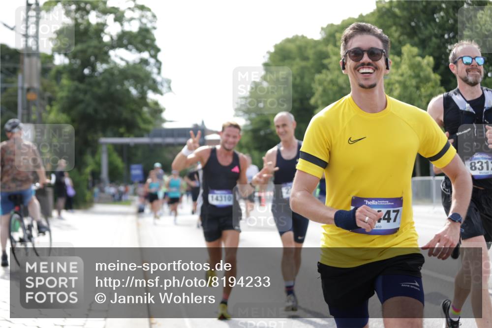 29.06.2025 - hella hamburg halbmarathon Jannik Wohlers http://msf.ph/oto/8194233 29.06.2025 09:46:15 Lombardsbrücke 1344, 1889, 2243, 4477, 4944, 5048, 5152, 6683, 7628, 8312, 10298, 10927, 10929, 11230, 11304, 11661, 12447, 12899, 12987, 13961, 14310, 14450, 15902, 16243, 16505, 16619, 16811, 16957, 17751, 18026, 18277, 18422 meine-sportfotos.de