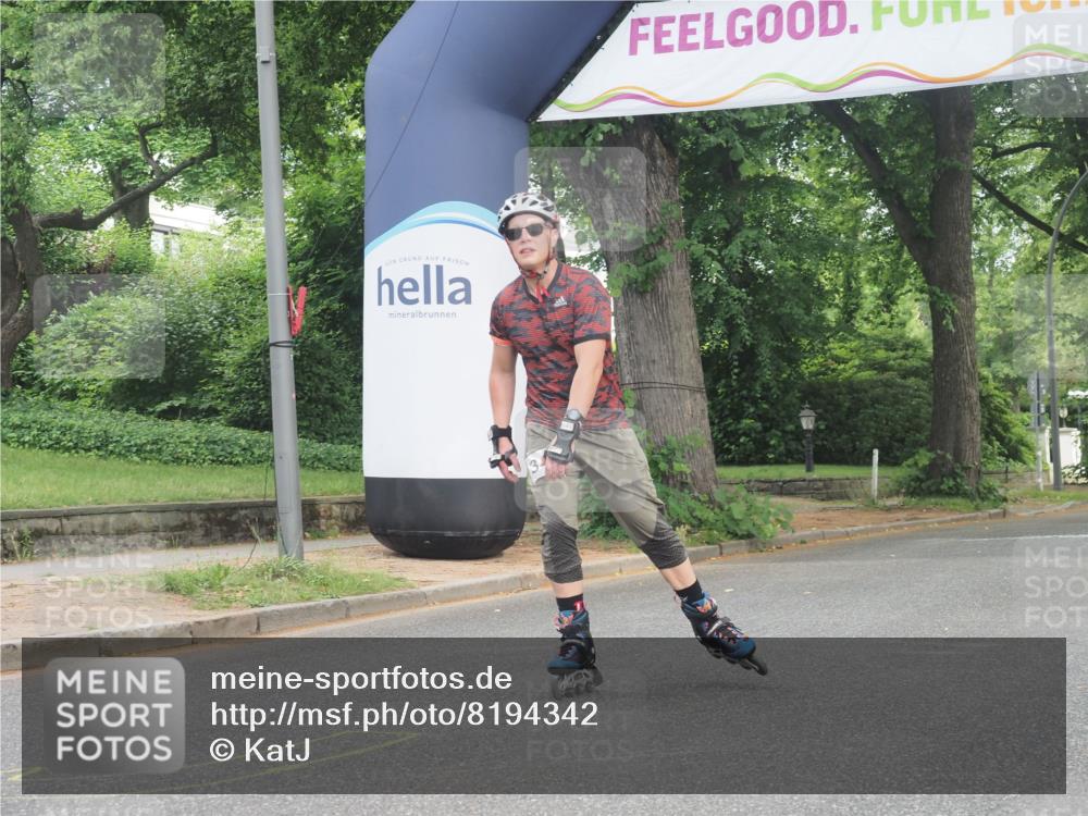 29.06.2025 - hella hamburg halbmarathon KatJ http://msf.ph/oto/8194342 29.06.2025 09:27:38 Zwischen KM18-KM19  meine-sportfotos.de