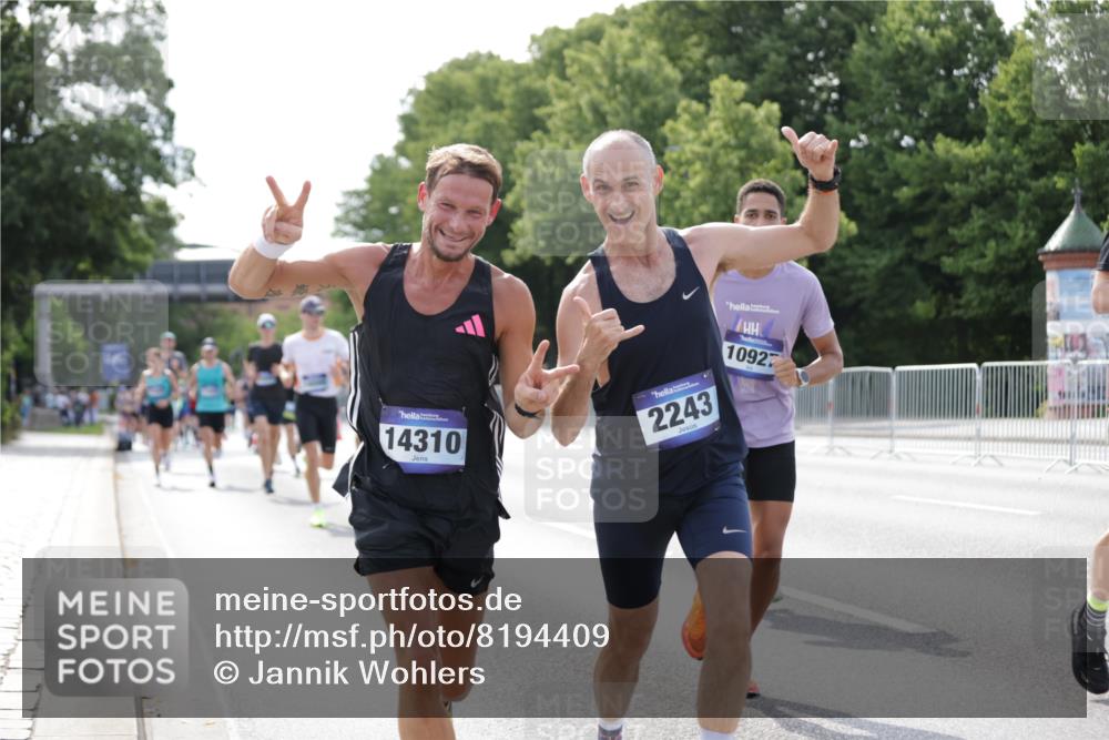 29.06.2025 - hella hamburg halbmarathon Jannik Wohlers http://msf.ph/oto/8194409 29.06.2025 09:46:16 Lombardsbrücke 1344, 1889, 2243, 4477, 4944, 5048, 5152, 6683, 7628, 8312, 10298, 10927, 10929, 11230, 11304, 11661, 12447, 12899, 12987, 13493, 13494, 13961, 14310, 14450, 15902, 16243, 16505, 16619, 16811, 16957, 17137, 17751, 18026, 18277, 18422, 18824 meine-sportfotos.de