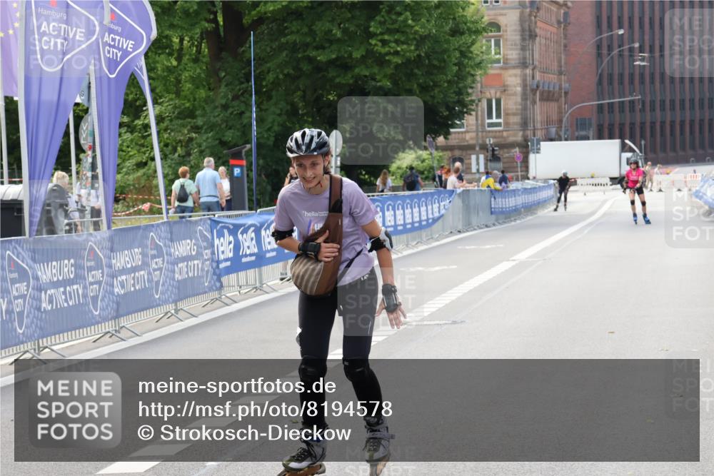 29.06.2025 - hella hamburg halbmarathon Strokosch-Dieckow http://msf.ph/oto/8194578 29.06.2025 09:38:28 Ziel 20298 meine-sportfotos.de