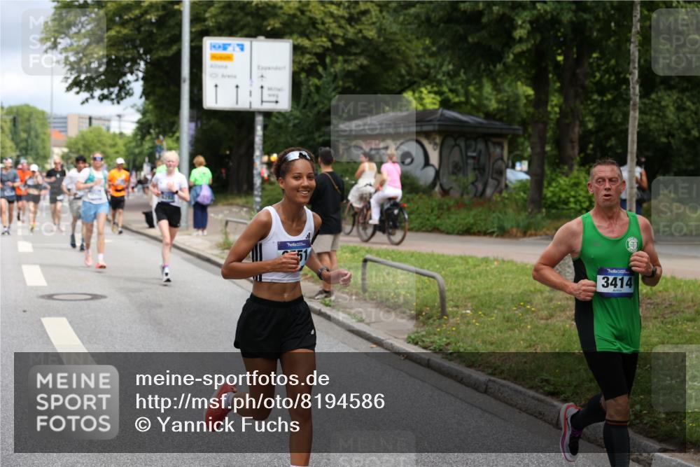 29.06.2025 - hella hamburg halbmarathon Yannick Fuchs http://msf.ph/oto/8194586 29.06.2025 10:44:11 20KM 1216, 1321, 2020, 2234, 2788, 3296, 3414, 3543, 3562, 3852, 3947, 4247, 4933, 5447, 5894, 6125, 6282, 7100, 8153, 8313, 8454, 8576, 8689, 8813, 8899, 8921, 9031, 9303, 9551, 10480, 10750, 11339, 11975, 12203, 12235, 12527, 12733, 13159, 13225, 13282, 13463, 13758, 13812, 13976, 14562, 14794, 15620, 15966, 16000, 16242, 16403, 16732, 16877, 16887, 17001, 17282, 17319, 18228, 18229, 18350, 18451, 18499, 18884 meine-sportfotos.de