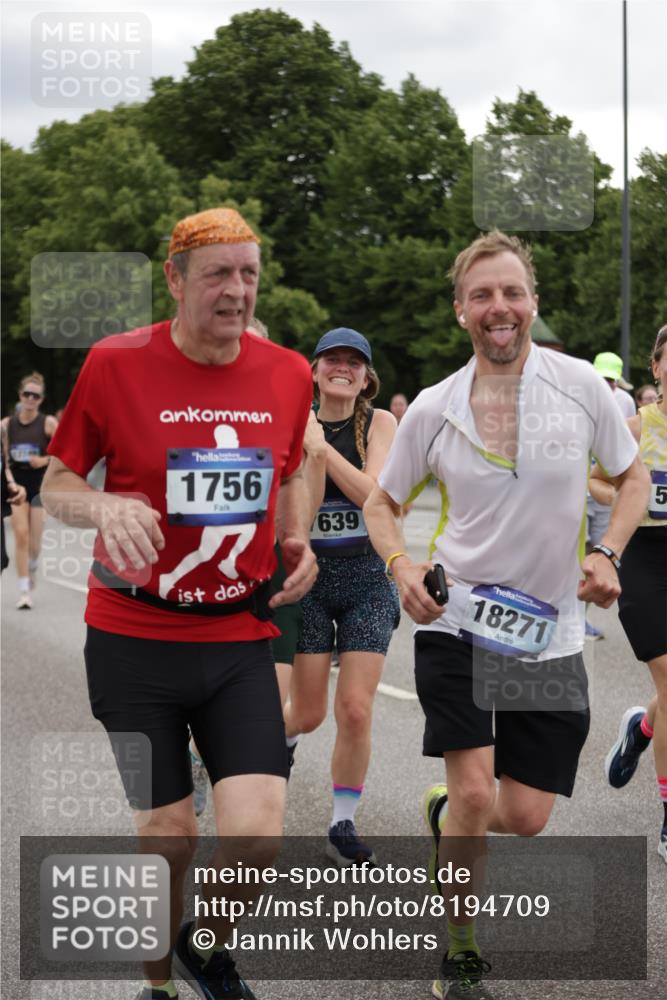 29.06.2025 - hella hamburg halbmarathon Jannik Wohlers http://msf.ph/oto/8194709 29.06.2025 11:13:57 Lombardsbrücke 1279, 1756, 1757, 2117, 2251, 2431, 2465, 2493, 3587, 3588, 3621, 3655, 3682, 3683, 3784, 3972, 4126, 4529, 5241, 5502, 5679, 5972, 5977, 6239, 6445, 6525, 6558, 7112, 7492, 7500, 7595, 7639, 7665, 7814, 7949, 8291, 8524, 8570, 8728, 8832, 8880, 9578, 9726, 9825, 9841, 9941, 9952, 10127, 10185, 10273, 10457, 11090, 11312, 11480, 11529, 11761, 12300, 12612, 12749, 13146, 13162, 13278, 13404, 13639, 13718, 13790, 13815, 13977, 14568, 14616, 14886, 17479, 17624 meine-sportfotos.de
