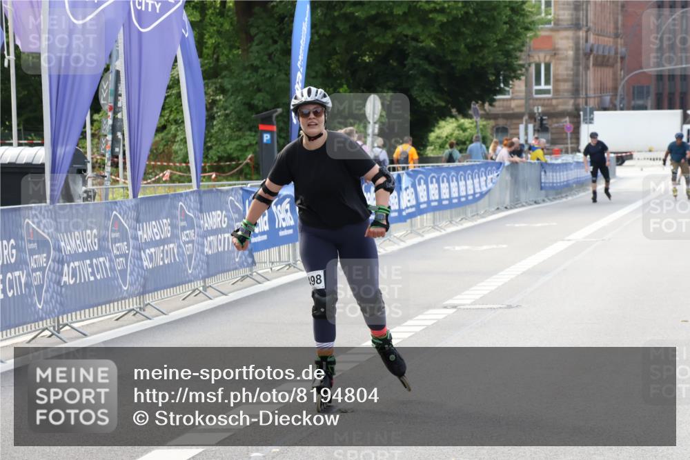 29.06.2025 - hella hamburg halbmarathon Strokosch-Dieckow http://msf.ph/oto/8194804 29.06.2025 09:38:53 Ziel 20498 meine-sportfotos.de