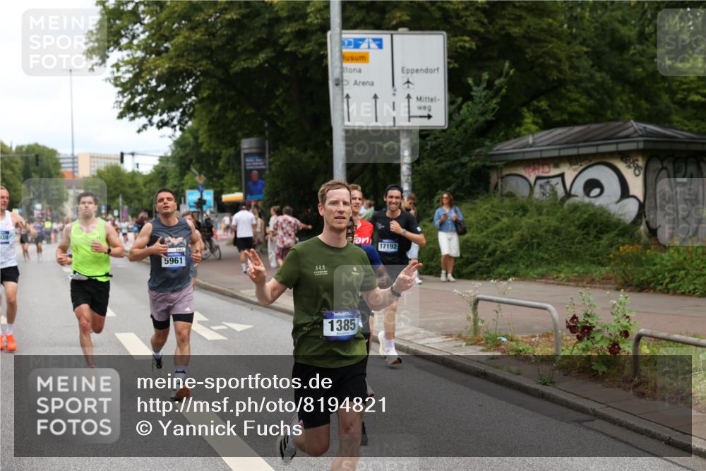 29.06.2025 - hella hamburg halbmarathon Yannick Fuchs http://msf.ph/oto/8194821 29.06.2025 10:31:33 20KM 1385, 1411, 1571, 3959, 4860, 4865, 5003, 5092, 5315, 5961, 6529, 7482, 7831, 8084, 8121, 8362, 9296, 9313, 10680, 10738, 11120, 11833, 13972, 15261, 16523, 17024, 17192, 17306, 17658, 17723, 18038, 18062, 18384, 18733, 18824 meine-sportfotos.de