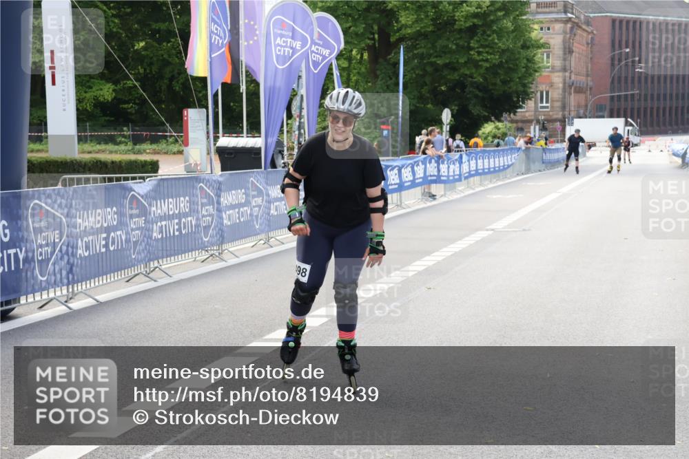 29.06.2025 - hella hamburg halbmarathon Strokosch-Dieckow http://msf.ph/oto/8194839 29.06.2025 09:38:54 Ziel 20323, 20498 meine-sportfotos.de