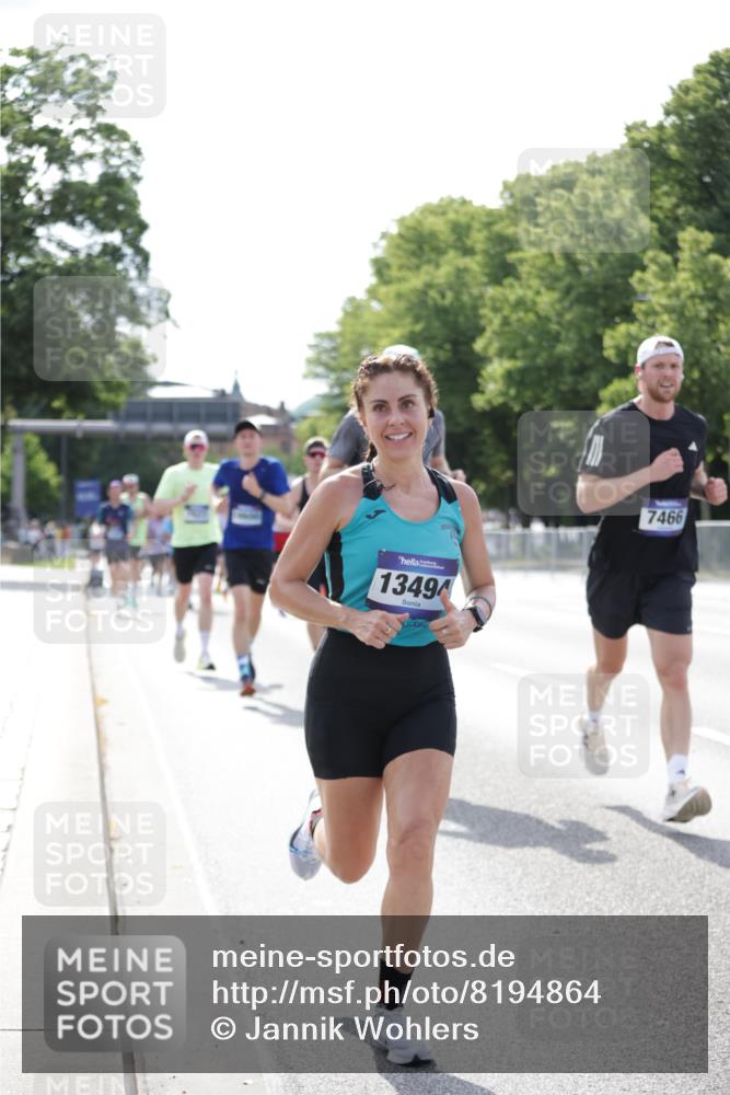 29.06.2025 - hella hamburg halbmarathon Jannik Wohlers http://msf.ph/oto/8194864 29.06.2025 09:46:23 Lombardsbrücke 2243, 4944, 5048, 5152, 5660, 6683, 7466, 7622, 7628, 7867, 8312, 10477, 10927, 11304, 11661, 12447, 12899, 13199, 13493, 13494, 13729, 14310, 14450, 14899, 16417, 16505, 16619, 16811, 16957, 17137, 17329, 17751, 18026, 18277, 18357, 18600, 18824 meine-sportfotos.de
