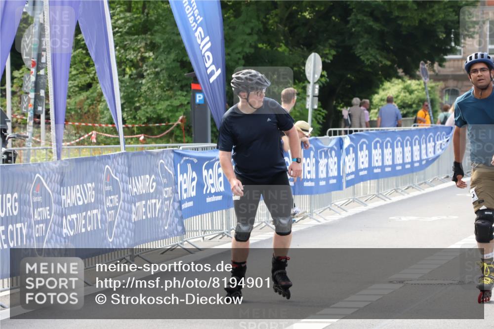 29.06.2025 - hella hamburg halbmarathon Strokosch-Dieckow http://msf.ph/oto/8194901 29.06.2025 09:39:03 Ziel 20323 meine-sportfotos.de