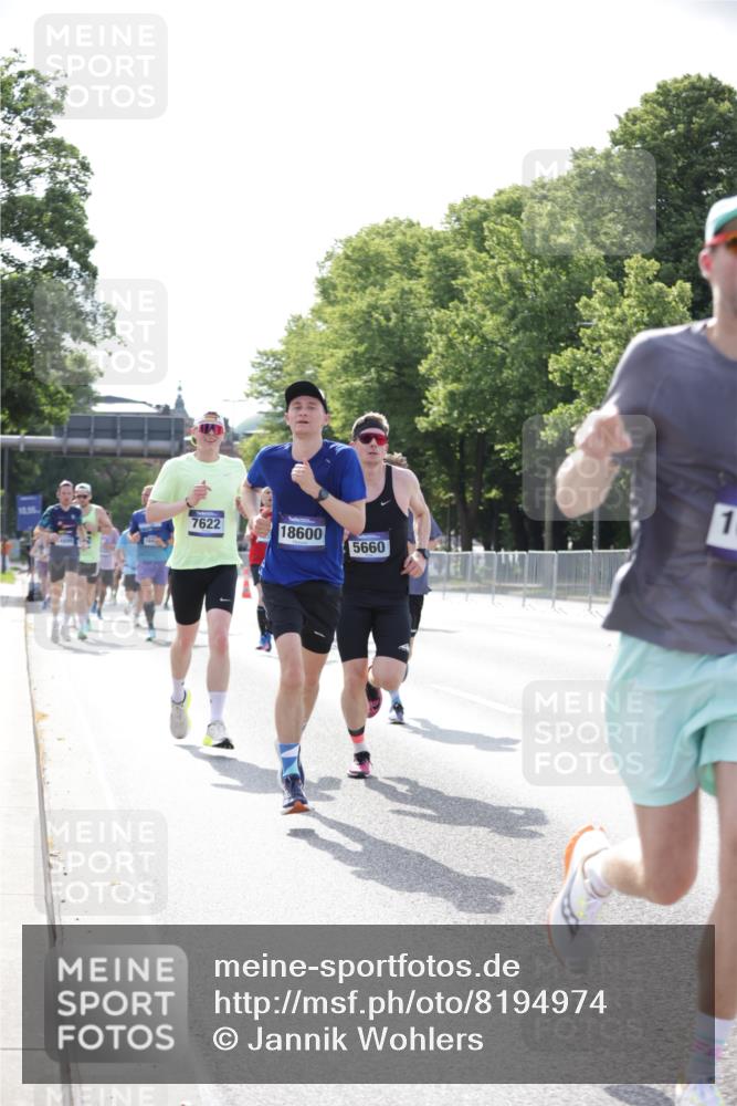 29.06.2025 - hella hamburg halbmarathon Jannik Wohlers http://msf.ph/oto/8194974 29.06.2025 09:46:24 Lombardsbrücke 1053, 2243, 4944, 5048, 5152, 5660, 6683, 7080, 7466, 7622, 7628, 7867, 8312, 10477, 10927, 11304, 11661, 11898, 12447, 12899, 13199, 13493, 13494, 13729, 14310, 14450, 14899, 16417, 16505, 16619, 16811, 16881, 16957, 17137, 17329, 17751, 18026, 18277, 18357, 18600, 18824 meine-sportfotos.de