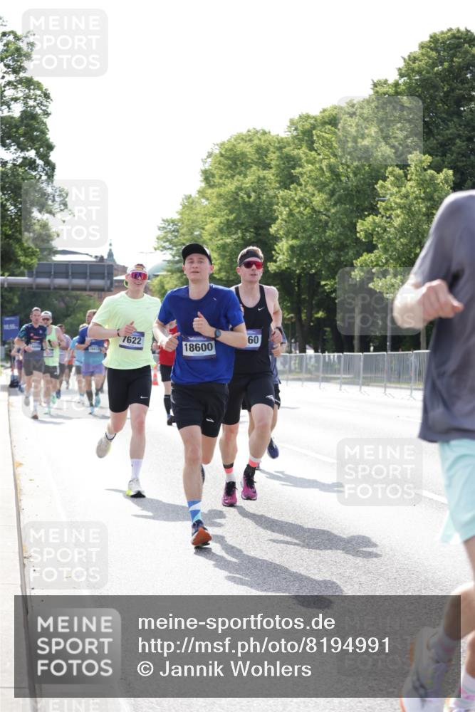 29.06.2025 - hella hamburg halbmarathon Jannik Wohlers http://msf.ph/oto/8194991 29.06.2025 09:46:24 Lombardsbrücke 1053, 2243, 4944, 5048, 5152, 5660, 6683, 7080, 7466, 7622, 7628, 7867, 8312, 10477, 10927, 11304, 11661, 11898, 12447, 12899, 13199, 13493, 13494, 13729, 14310, 14450, 14899, 16417, 16505, 16619, 16811, 16881, 16957, 17137, 17329, 17751, 18026, 18277, 18357, 18600, 18824 meine-sportfotos.de