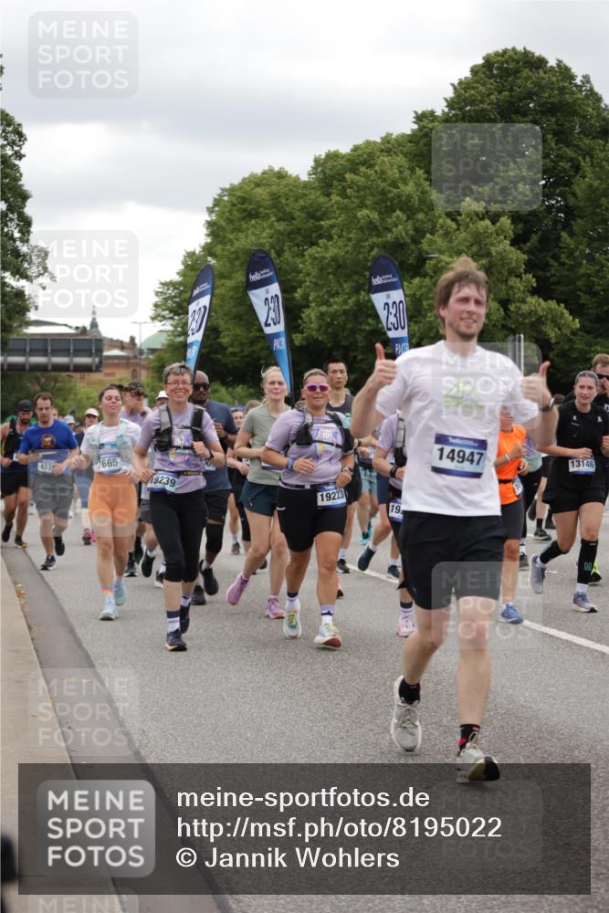 29.06.2025 - hella hamburg halbmarathon Jannik Wohlers http://msf.ph/oto/8195022 29.06.2025 11:14:04 Lombardsbrücke 1279, 1666, 1757, 2117, 2251, 2431, 2493, 3621, 3655, 3784, 4126, 4529, 4701, 4702, 5241, 5502, 5972, 5977, 6239, 6461, 6525, 6558, 6738, 7112, 7492, 7500, 7595, 7639, 7665, 7814, 7949, 8291, 8524, 8570, 8728, 8832, 8880, 9118, 9578, 9726, 9825, 9841, 9941, 9952, 10015, 10127, 10185, 10273, 10457, 10501, 11090, 11480, 11529, 11761, 11902, 12300, 12612, 12749, 13146, 13162, 13295, 13338, 13404, 13639, 13790, 13955, 13977, 14616, 14886 meine-sportfotos.de