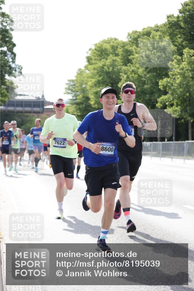 29.06.2025 - hella hamburg halbmarathon Jannik Wohlers http://msf.ph/oto/8195039 29.06.2025 09:46:25 Lombardsbrücke 1053, 1577, 2243, 4944, 5048, 5152, 5660, 6683, 7080, 7466, 7622, 7628, 7867, 8312, 8323, 10477, 10927, 11898, 12447, 12899, 13199, 13493, 13494, 13729, 14310, 14450, 14899, 16417, 16505, 16619, 16881, 16957, 17137, 17329, 17751, 18026, 18277, 18357, 18600, 18824 meine-sportfotos.de